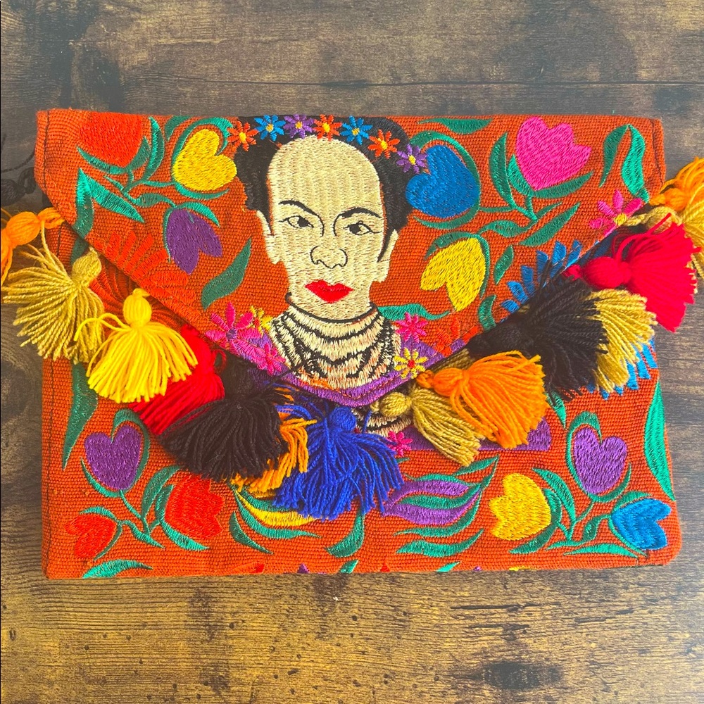 Frida Kahlo I so hand clutch